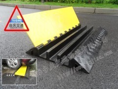 供應(yīng)地面護(hù)線橋 - 道路減速設(shè)備 - 交通安全設(shè)施 - 安全、防護(hù) - 供應(yīng) - 切它網(wǎng)(QieTa.com)